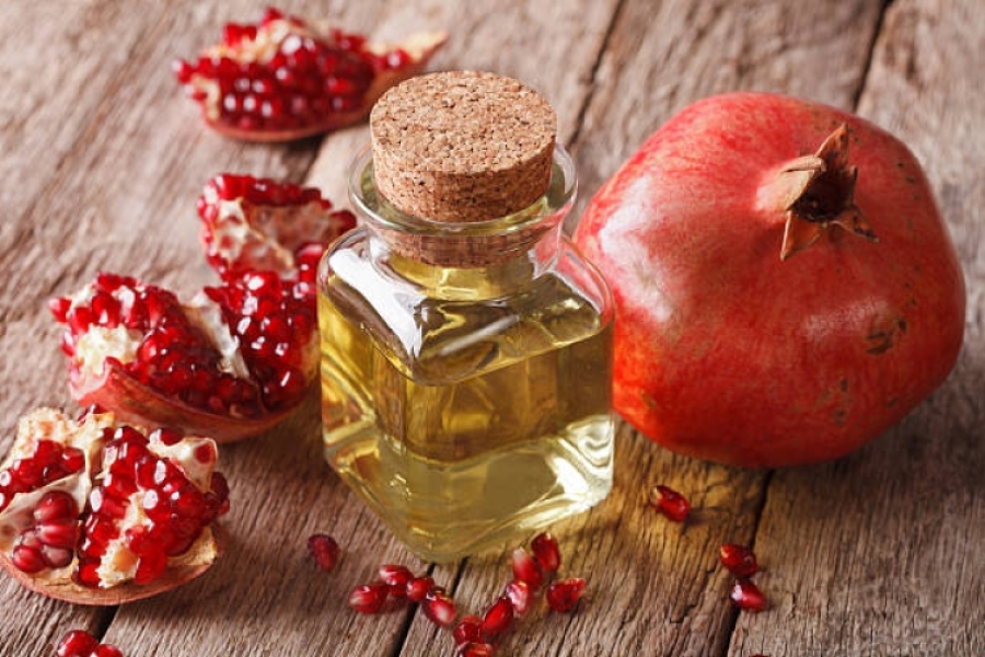 Organic Pomegranate Oil